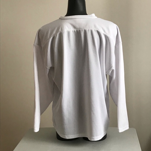 Canadien de Montreal sweater - Picture 2 of 5